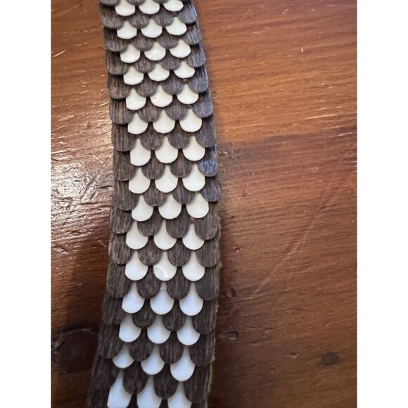 Vintage Art Deco Gold Metallic Fish Scale Elastic Glam Stretchy Belt - Picture 5 of 10